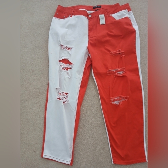 Ashley Stewart Denim - Ashley Stewart distressed red/white colorblock jeans. Size 26 NWT. Fl